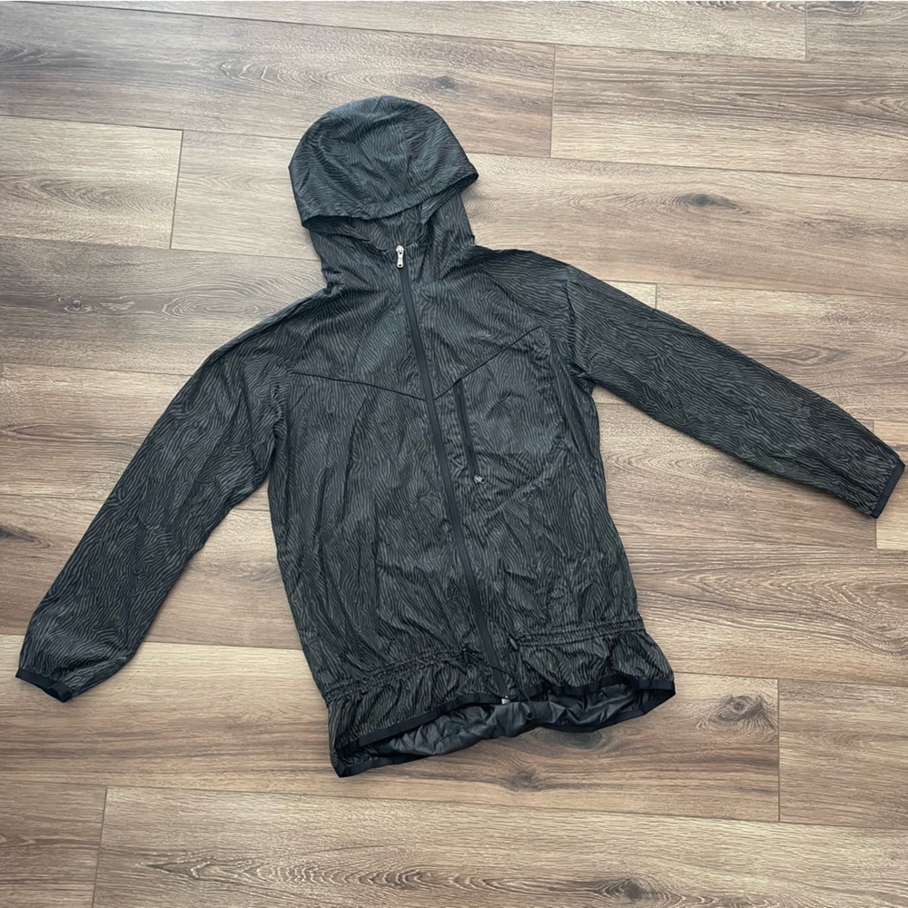 NWOT Nike Lightweight Windbreaker Large